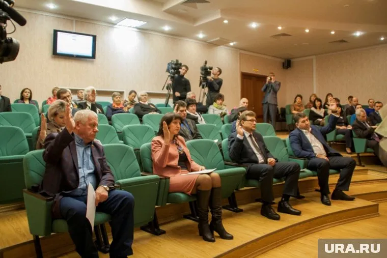 В гордуму города Лабытнанги пройдут пять единороссов