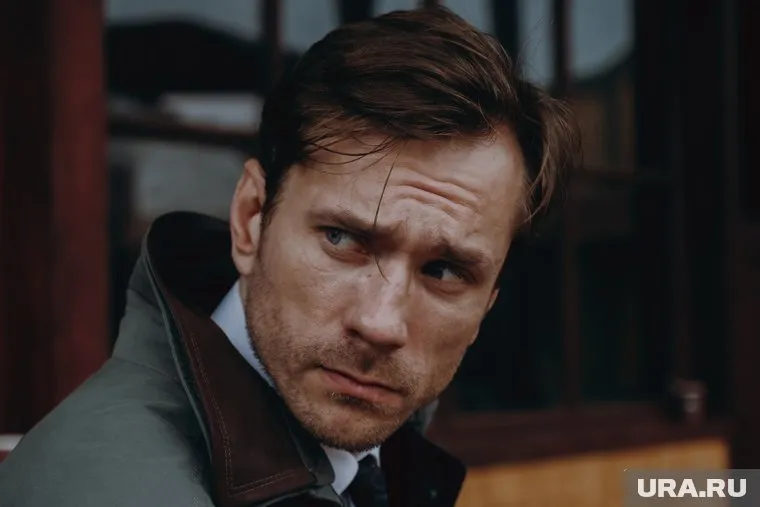 Роль капитана Нечаева досталась Александру Горбатову