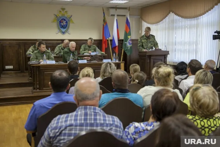 На встречу с главой СКР пришли около 50 родственников погибших