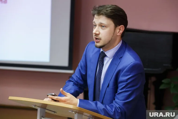 Экс-директору "Девятки" могут предложить работу в министерстве образования