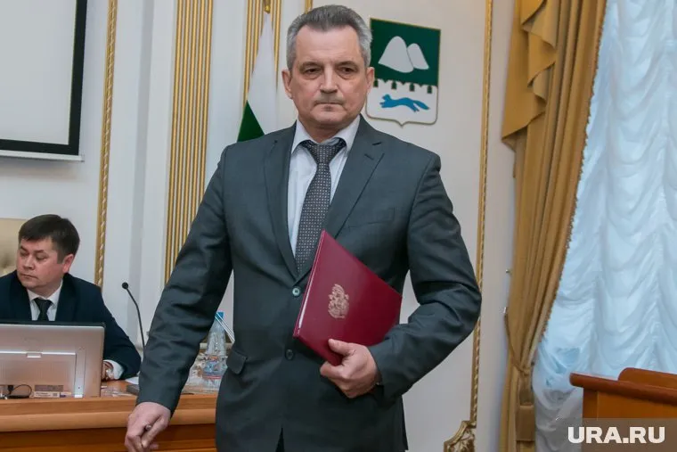 В Кургане заговорили об уходе руководителя трудовой инспекции Олега Антропова