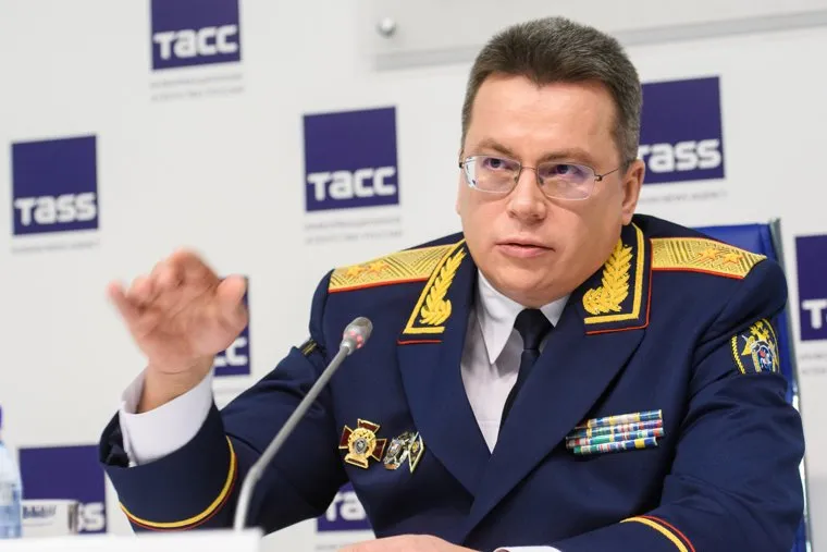 Пресс-конференция руководителя Уральского СУ на транспорте СК России Петра Решетникова. Екатеринбург