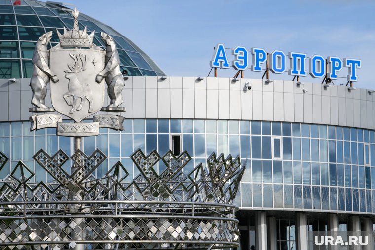 Путин и Артюхов обсудили строительство нового терминала в Салехарде. Фото