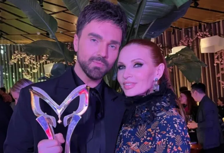 Победителем прошлого сезона стал певец Александр Панайотов