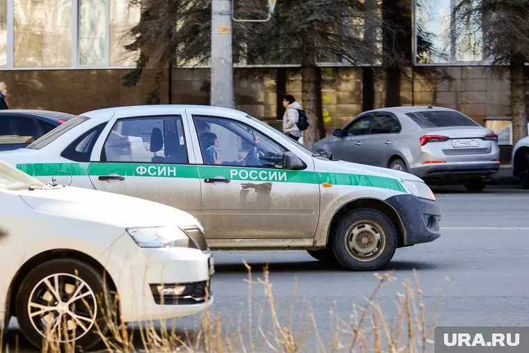 ФСИН заинтересована, откуда у заключенных СИЗО появилось оружие и флаги ИГИЛ*, будет проведена проверка, передает Shot