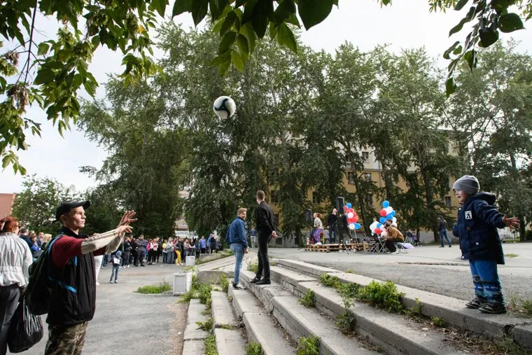 Акция фейк-поддержки Юлии Михалковой после её снятия с предвыборной гонки. Екатеринбург