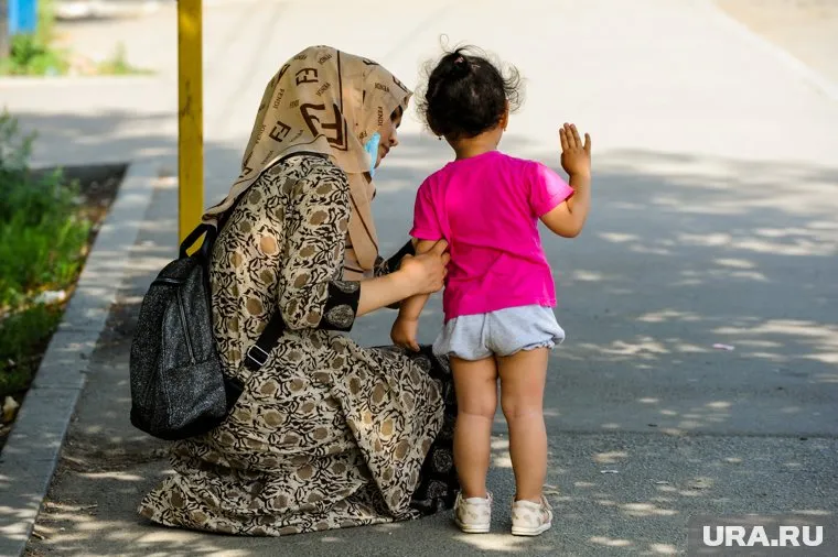 Льготы многодетным привлекают в страну семьи мигрантов