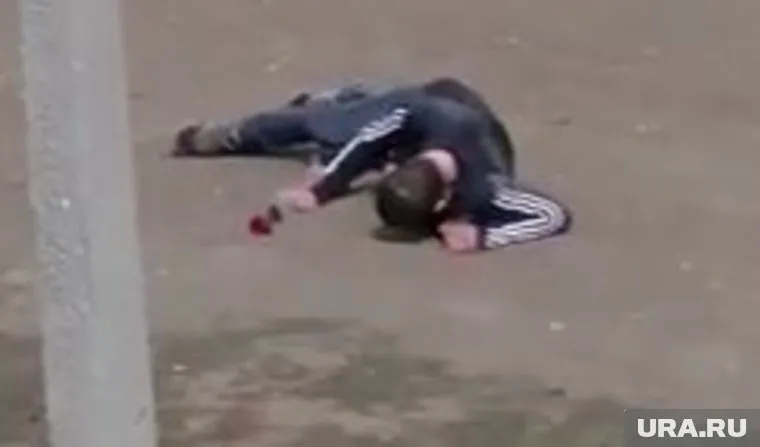 К любимой с цветами пьяница готов был ползти даже на коленях