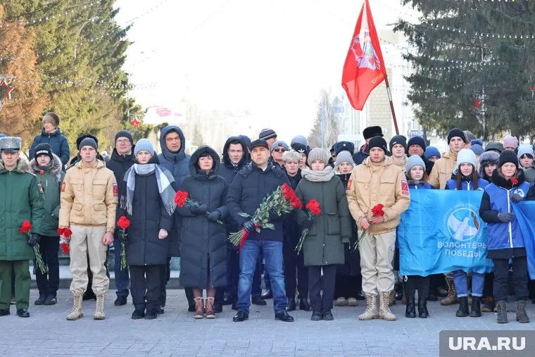 На юбилее победы в Сталинградской битве собрались губернатор, глава города, военком и председатель гордумы