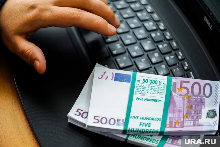 В случае принятия закона он будет действовать на всех иноагентов, независимо от того, когда они получили данный статус