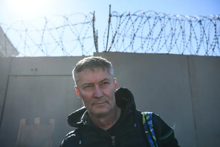 Евгений Ройзман выходит из ИВС. Екатеринбург