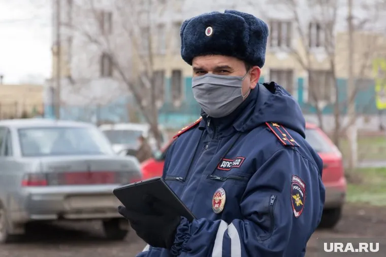 Сотрудники полиции установили, что машина была угнана недалеко от места совершения ДТП