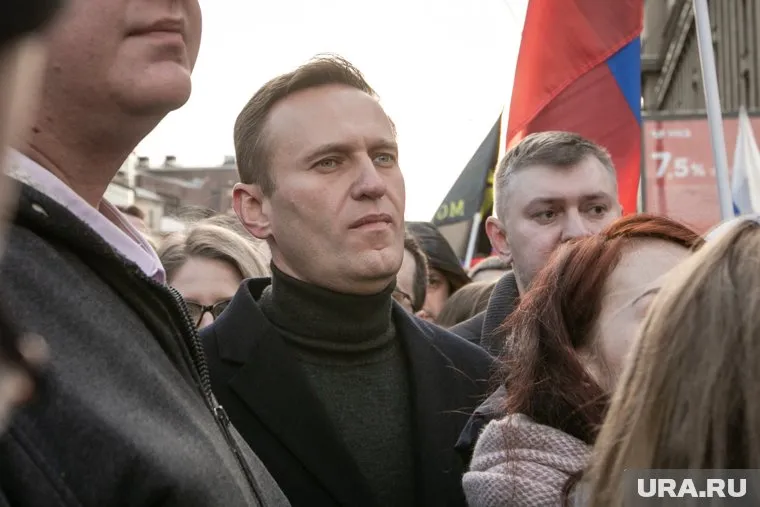 Алексей Навальный отбывает срок за уголовные преступления