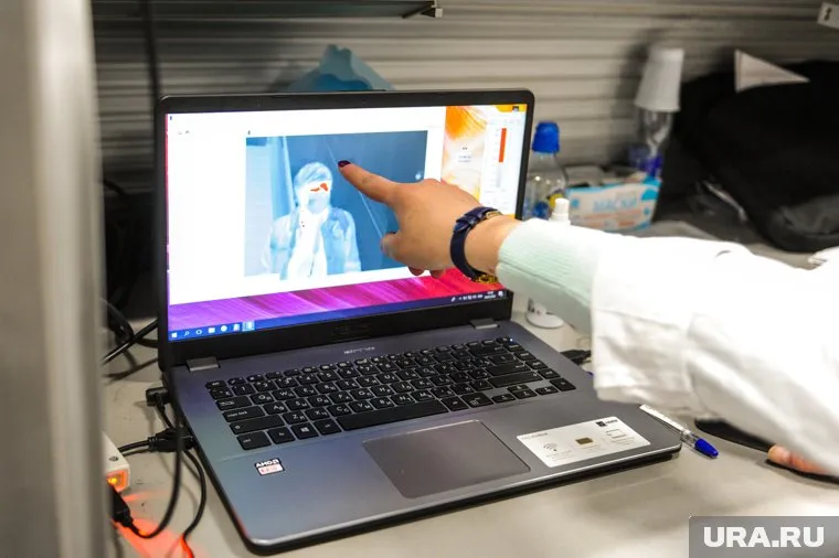 Термоконтроллер не успевает проверять всех пассажиров