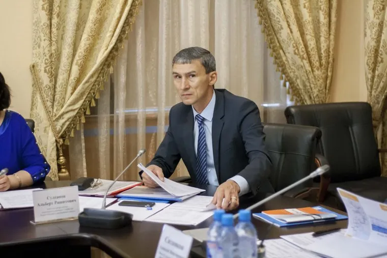 Совещание по теплоходам, султанов альберт