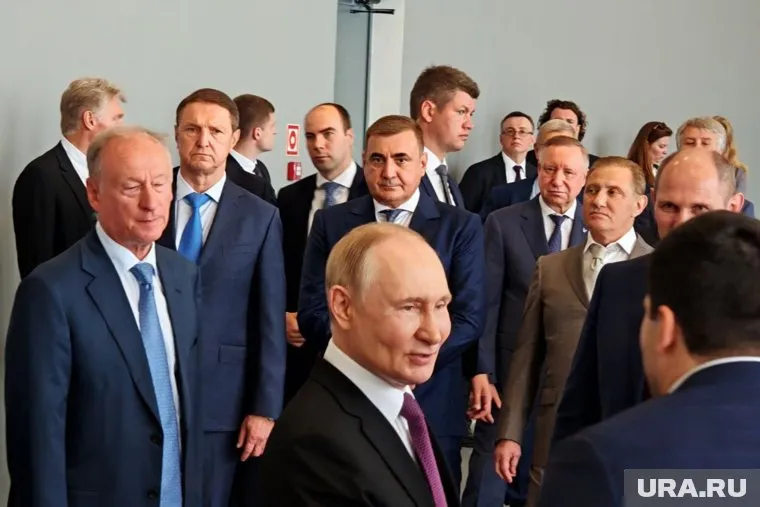 Путин посетил «Корабелку» в Петербурге