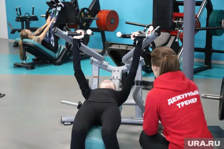 Работникам городских спортучреждений будут снижать премии за провинности