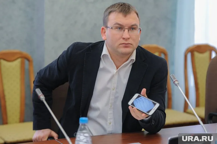 Алексей Лебедев вернулся в облизбирком