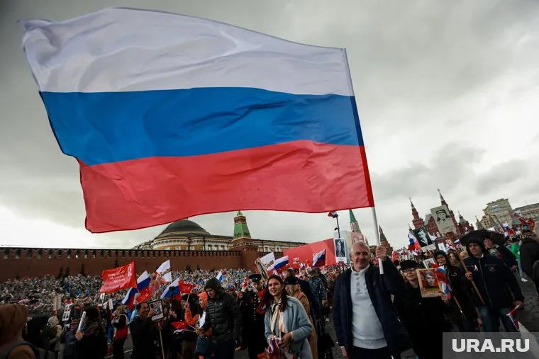 Вопрос о проведении референдума будет решаться с Россией, сообщил избранный президент