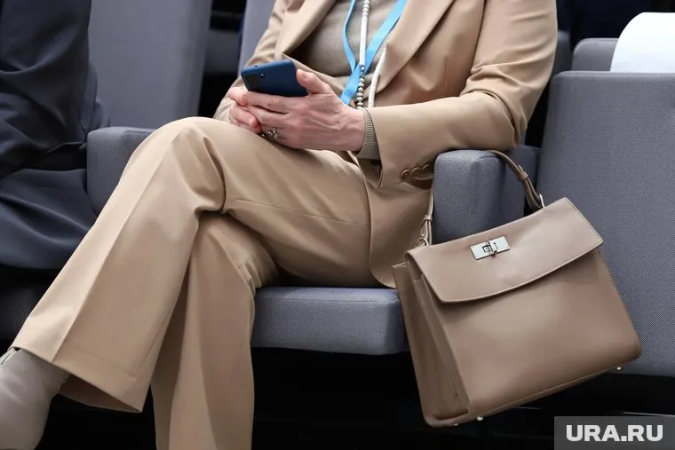 Вместо строгих рамок, личный стиль становится визитной карточкой представителей тюменской власти