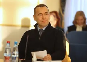 Шумков похвалил главврача, который переехал за ним из Тюмени