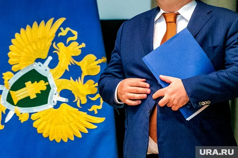 Прокуратура согласовала 186 проверок муниципалитетов Свердловской области