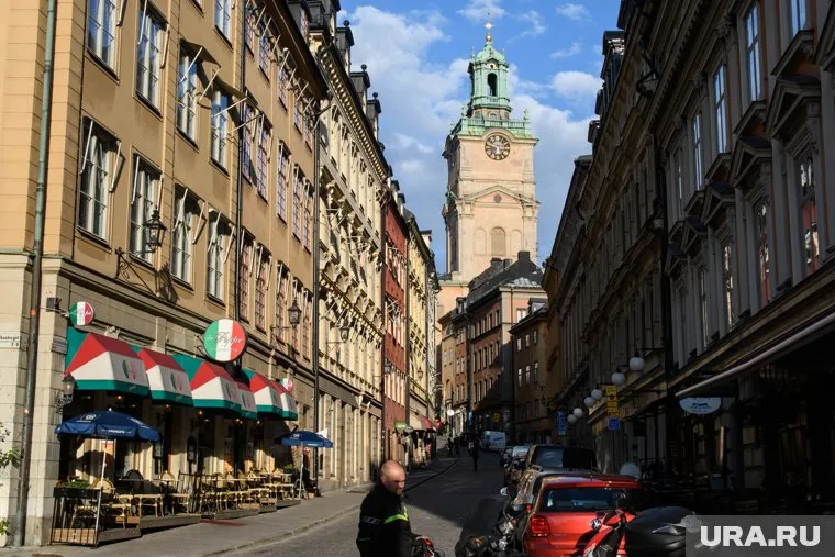 Неизвестно, смогут ли въезжать в ЕС туристы, привитые российской вакциной «Спутник V»