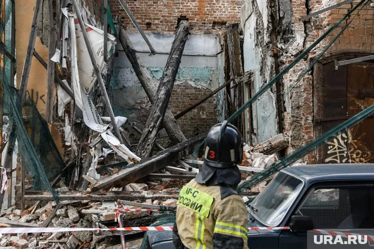 По официальным данным, пострадали 17 человек, по неофициальным — 33