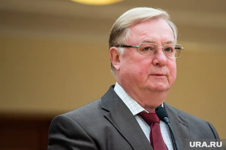 Сергей Степашин предложил свердловским властям вложиться в расселение «авариек»