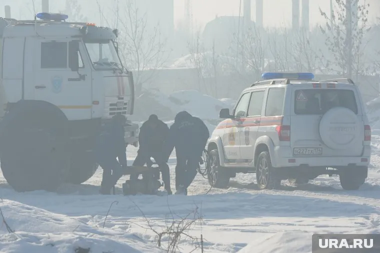 Это не фотография мутная, а дым от угольного разреза резко снижает видимость
