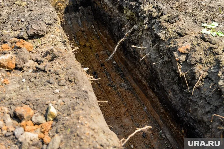 На обустройства фортификационных сооружений в ДНР и ЛНР принимают мужчин без опыта работы от 18 до 50 лет