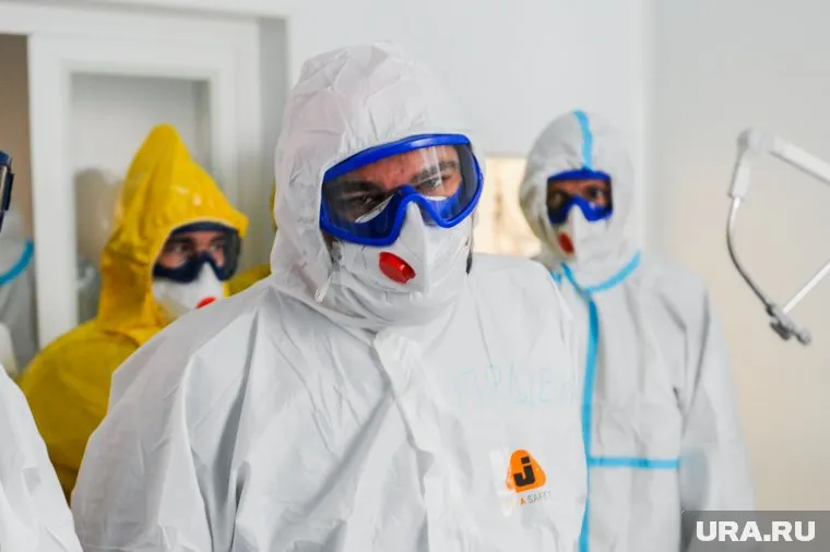 Коронавирусом за сутки заболели 21 438 человек