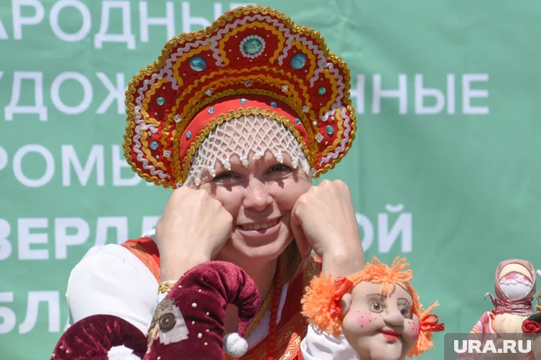 Участникам фестиваля продемонстрируют исторические и современные кокошники