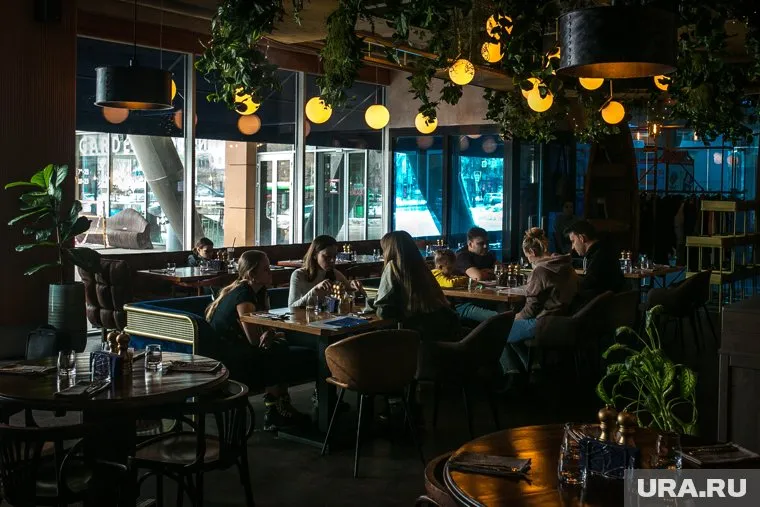 Ограничение распространяется в том числе на кафе и рестораны