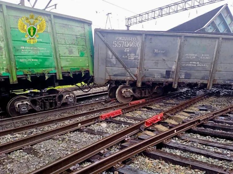 Авария на железнодорожных путях произошла в Каргаполье