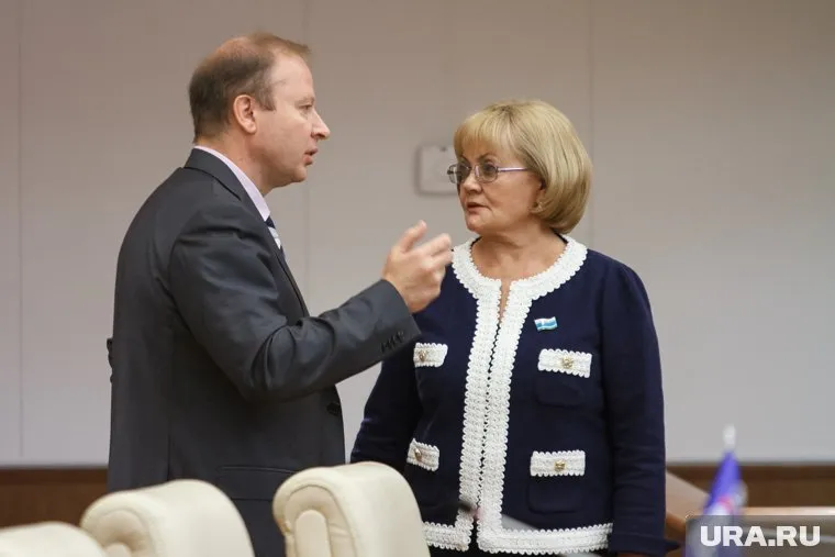 Затягивание предвыборных консультаций неожиданно привело к примирению Виктора Шептия и Людмилы Бабушкиной