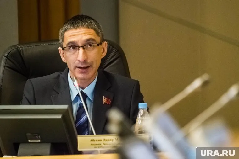 Динар Абукин вступился за права иногородних, купивших в Тюмени квартиры