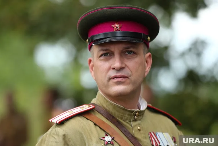 Актер Воловенко устроил пьяный дебош на борту самолета «Москва — Хабаровск»