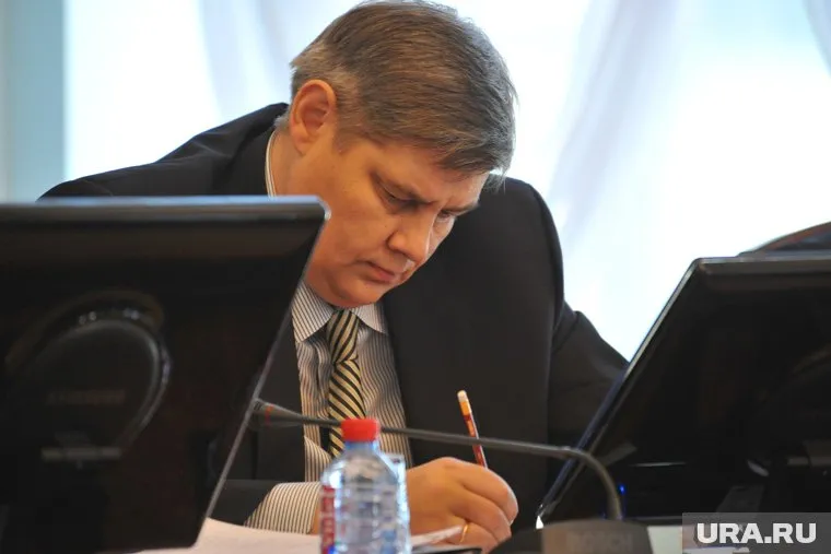 Александр Уфимцев остался под заочным арестом