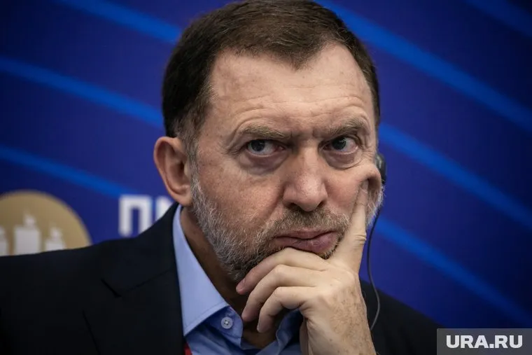 «Русал» Олега Дерипаски может потерять треть производства алюминия из-за госпереворота в Гвинее