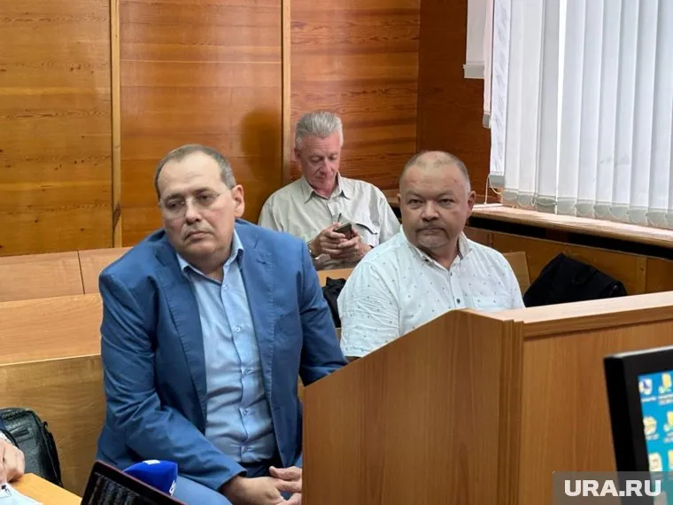 В Верх-Исетском суде начали рассматривать громкое дело о коррупции бывших чиновников