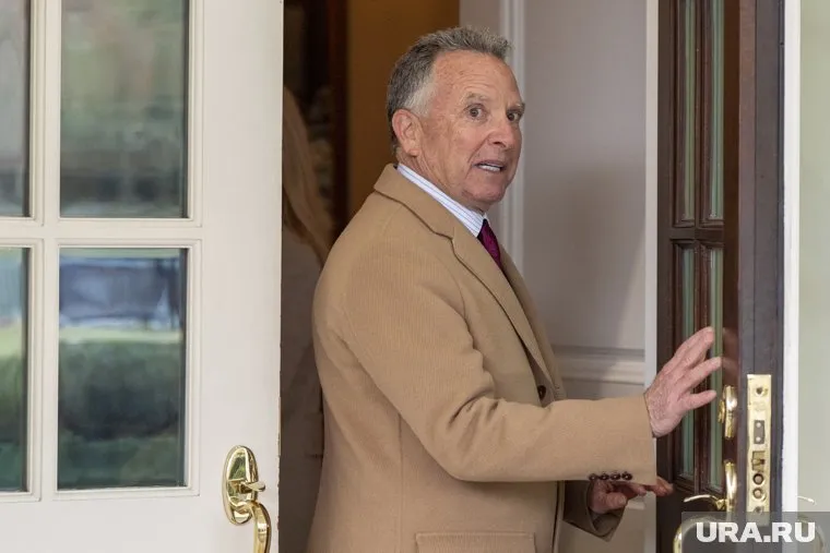 Самолет, предположительно, со Стивеном Уиткоффом на борту, вылетел из московского аэропорта 