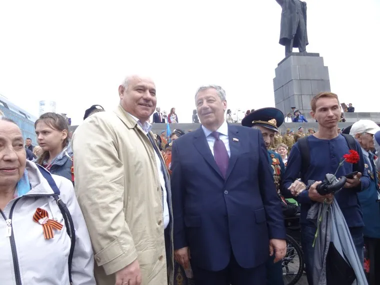 Парад Победы и Бессмертный полк Екатеринбург ДОБАВКА