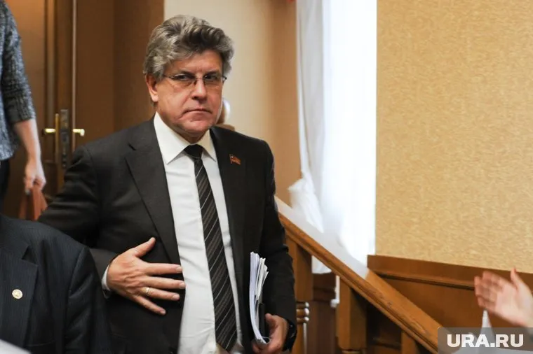 Депутат ЗСО Журавлев заявил, что после вуза выпускники-медики должны три года отработать по распределению