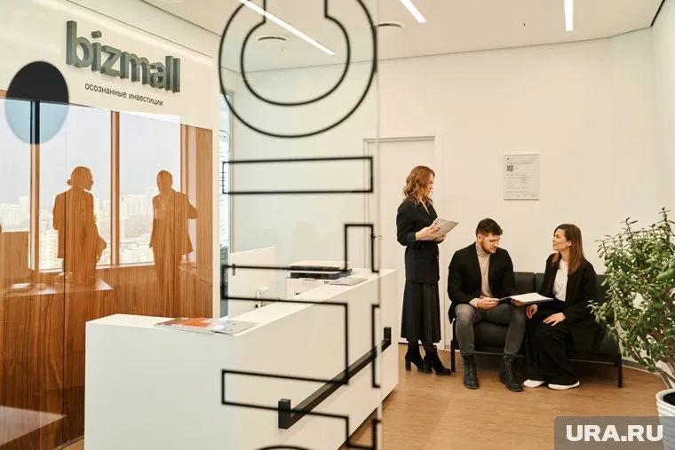 Финансовые аналитики рекомендуют инвесторам работать только с теми компаниями, работу которых контролирует ЦБ