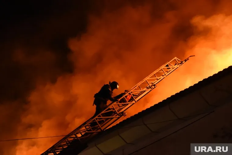 Пожар в «Крокус сити холл» достиг огромных маштабов