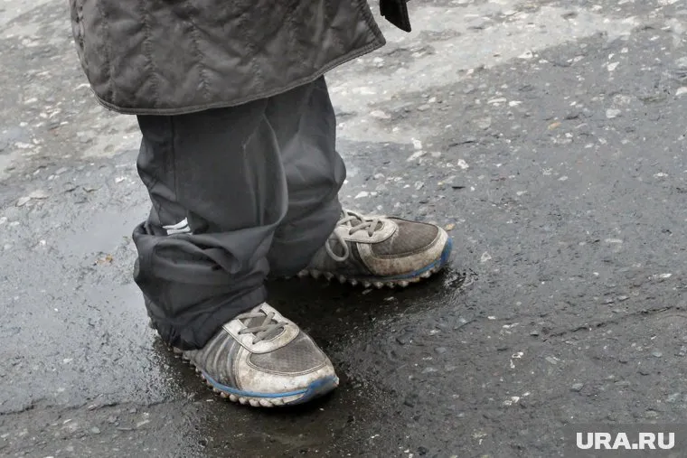 Попрошайки, бомжиКурган