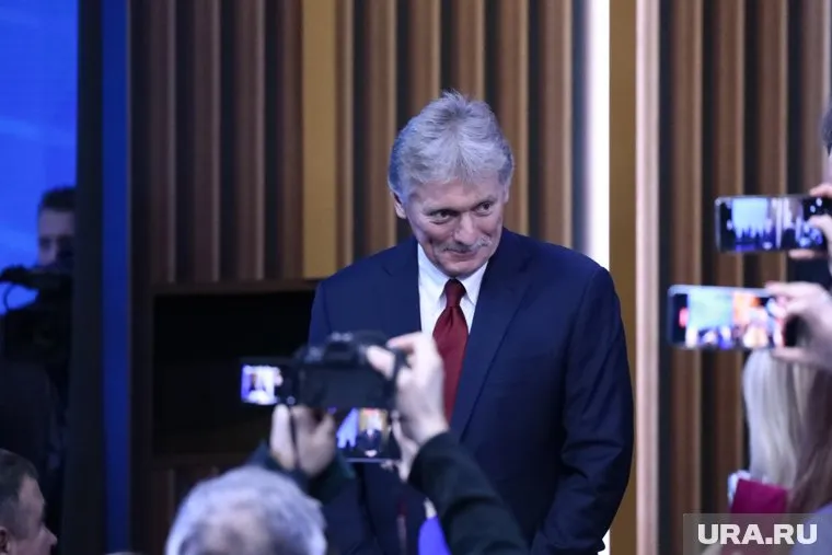 Песков сообщил, что после разговора Путина и Трампа Кремль проведет брифинг