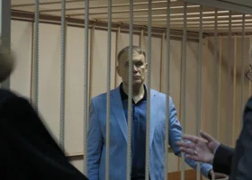 Лидера ОПГ «Махонинские»* из Челябинска объявили в розыск