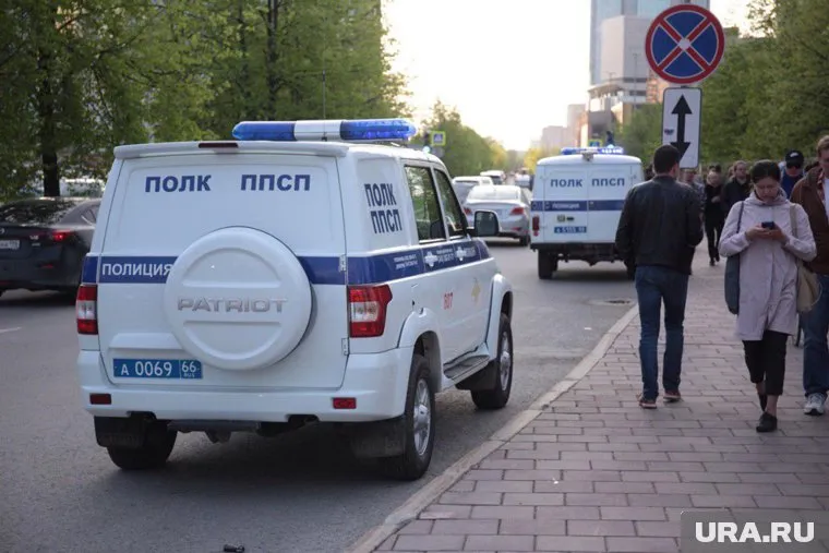 Преступление произошло прямо в служебном авто (архивное фото)